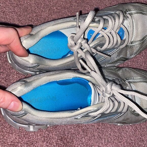 5/$25 DEAL Reebok Zig Running shoes - Picture 8 of 10